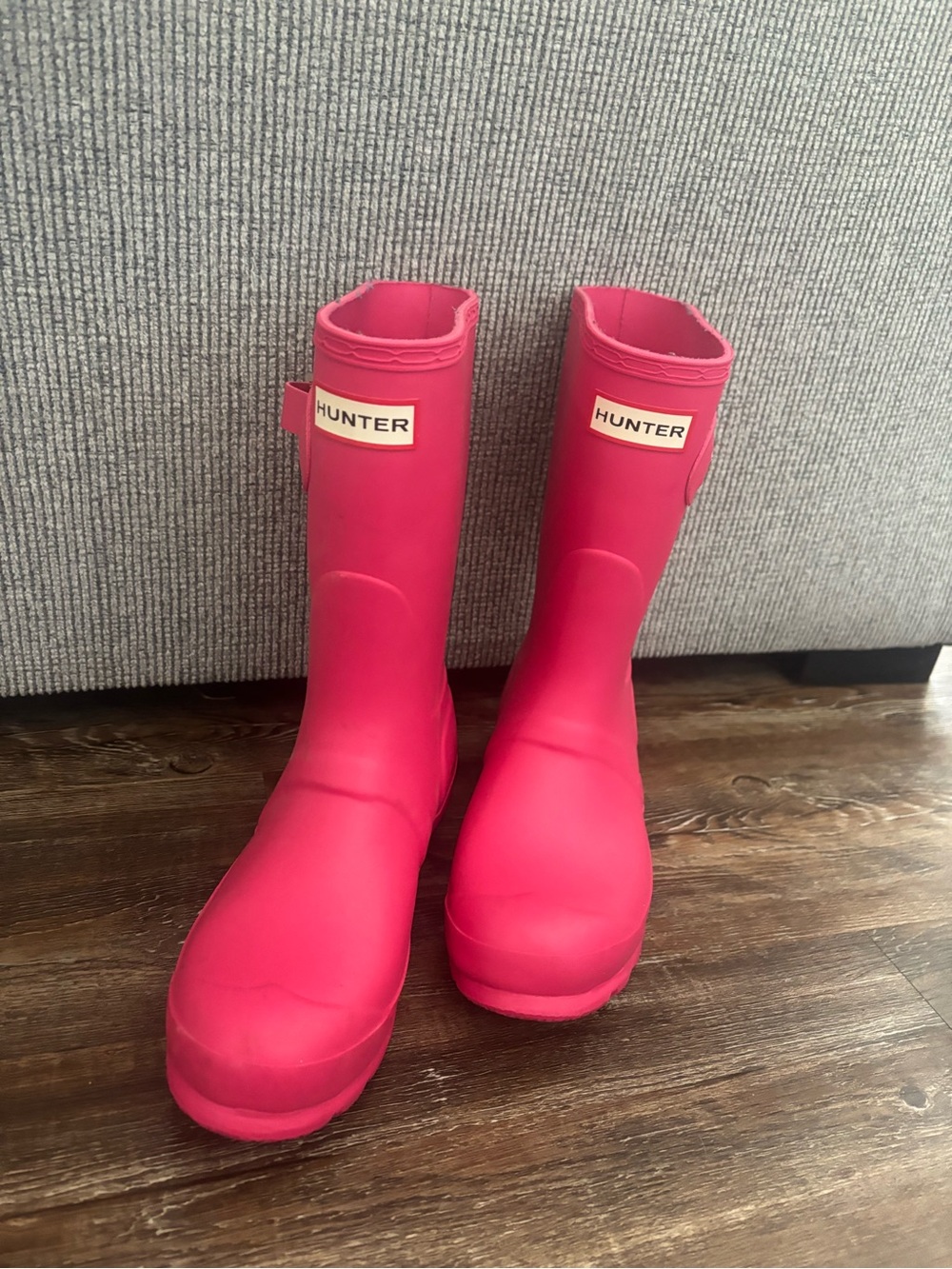 Hunter Bright Pink Classic Rain Boots